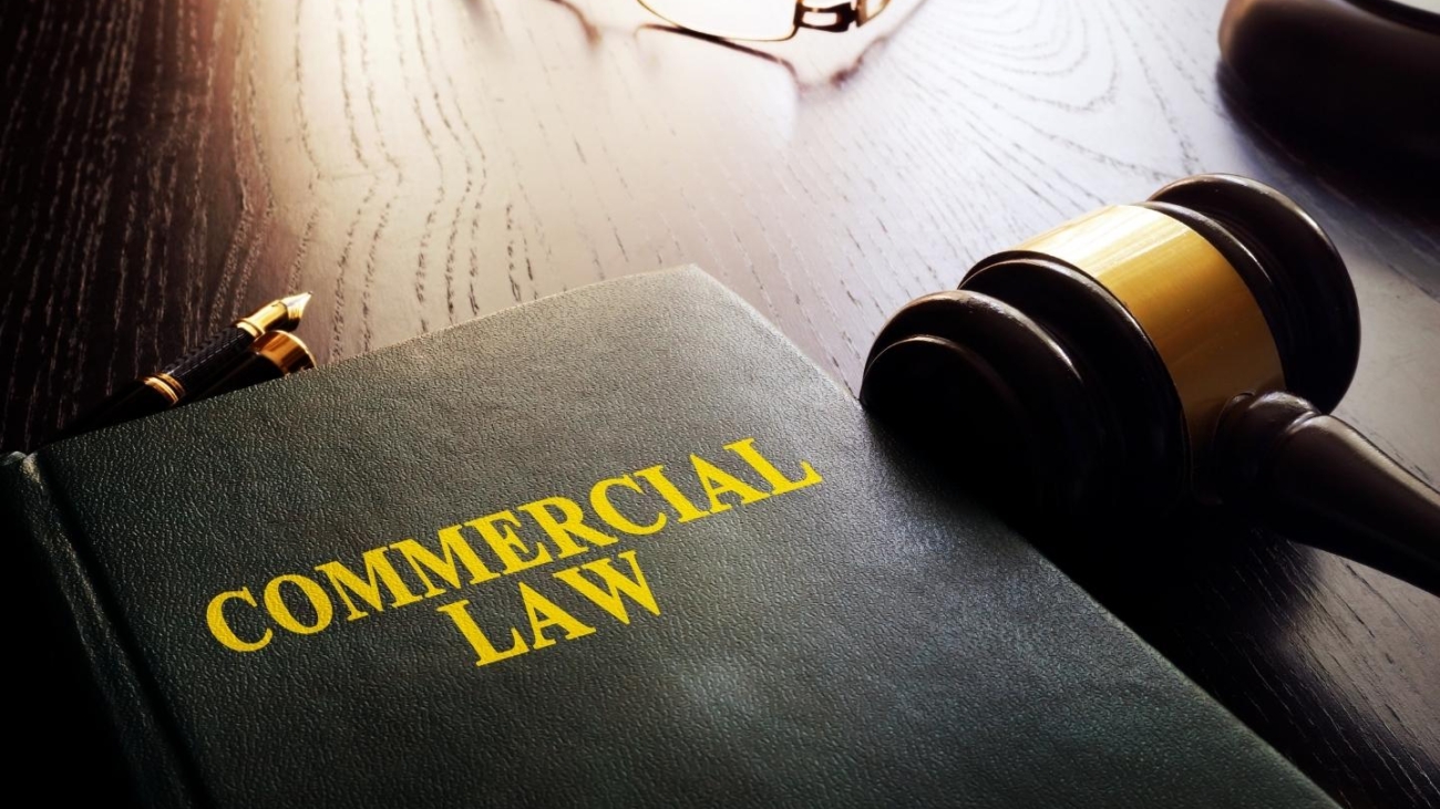 commercial lawyer